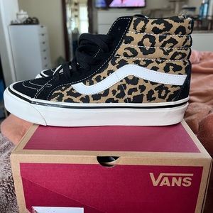 Vans Sk8-hi Leopard Print women’s 8.5 / men’s 7